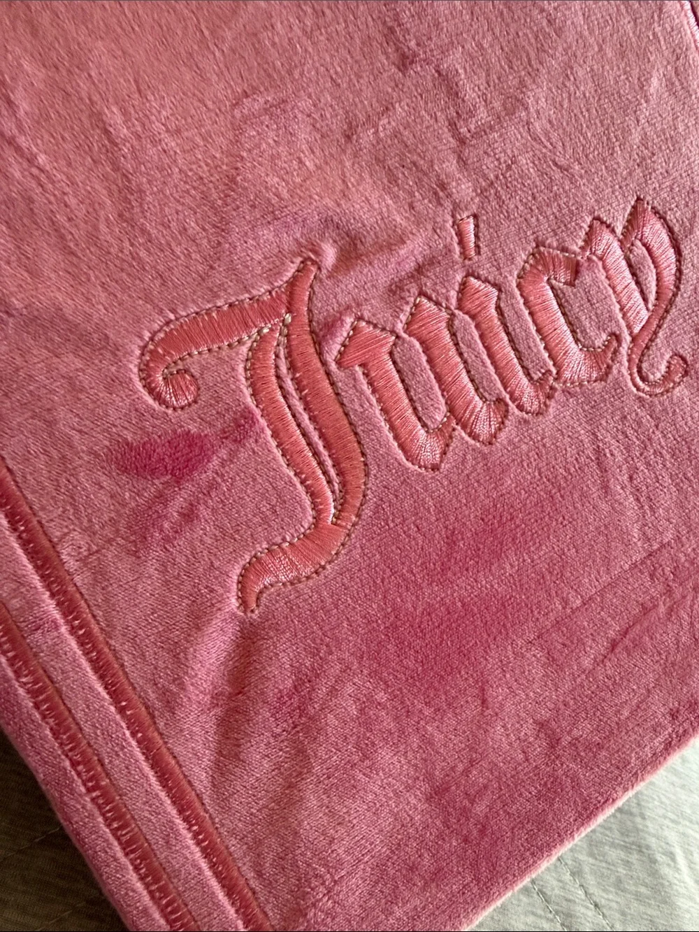 Juicy Couture Pink Velour Cosmetic Neutrals Case with Embroidered Logo